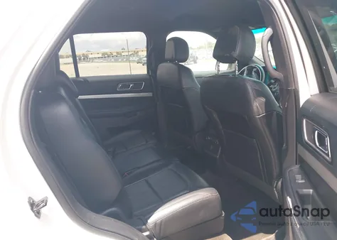 2016 Ford Explorer Xlt z USA, uszkodzony, nr VIN 1FM5K7D86GGB15756